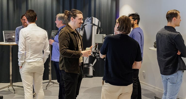 Fruitful discussions at Piab's Open House